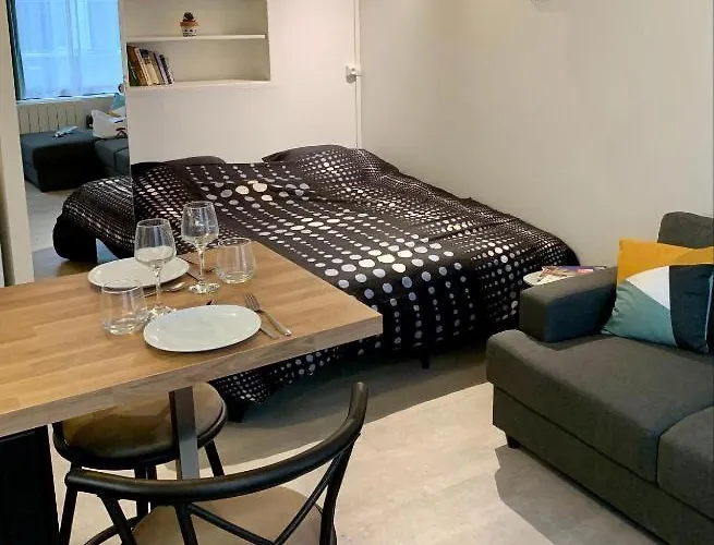 Confortable Dans Le Centre Historique De - 001 * Rouen